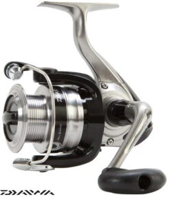Daiwa Strikeforce 2500 Einschließlich Nylon-Leine